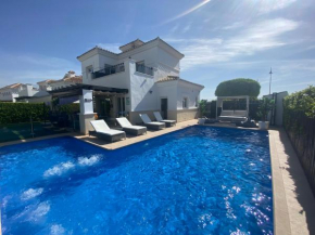 Family friendly La Torre Golf Resort Villa with a private heated jacuzzi pool